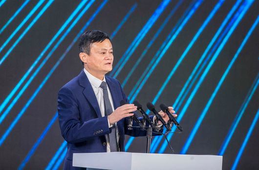 Китайският технологичен гигант Alibaba Group изгуби 26 млрд долара от