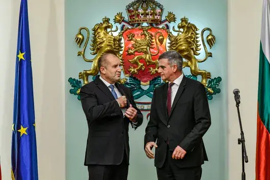 Радев се разграничи от проекта на Стефан Янев: Не работя с подставени лица