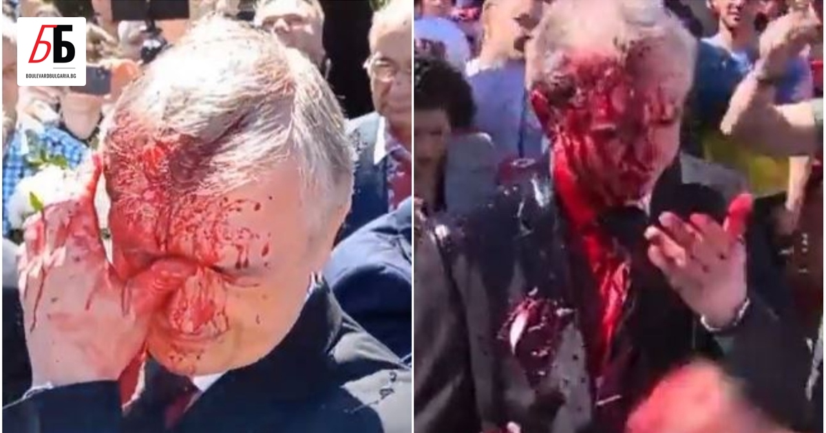 Руският посланик в Полша Сергей Андреев бе залят с червена