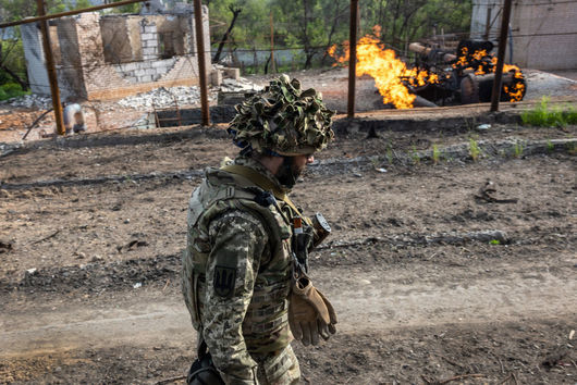 Украинските власти смятат че руската военна инвазия в страната навлиза