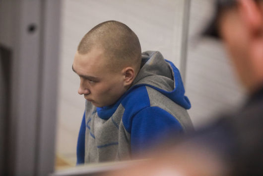 Съденият за военни престъпления руски войник се призна за виновен