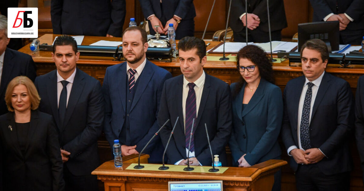 Продължават критиките на Има такъв народ“ към Продължаваме промяната“, че