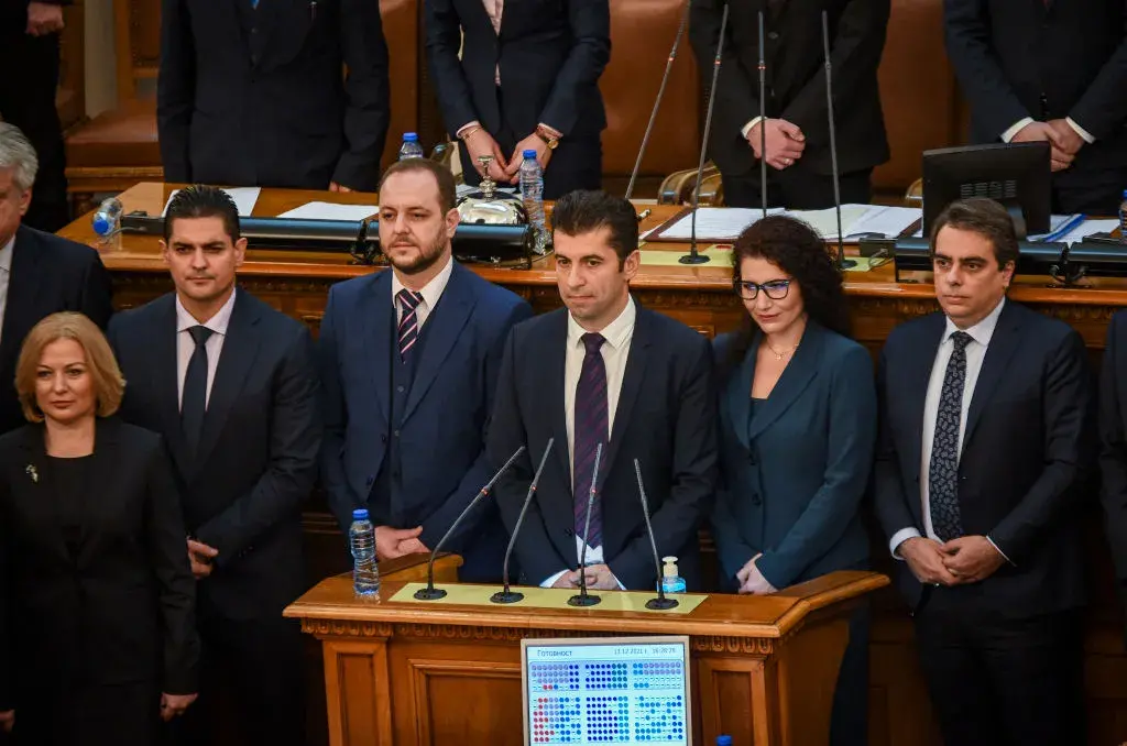 "Продължаваме промяната" започват регистрацията си като партия в СГС