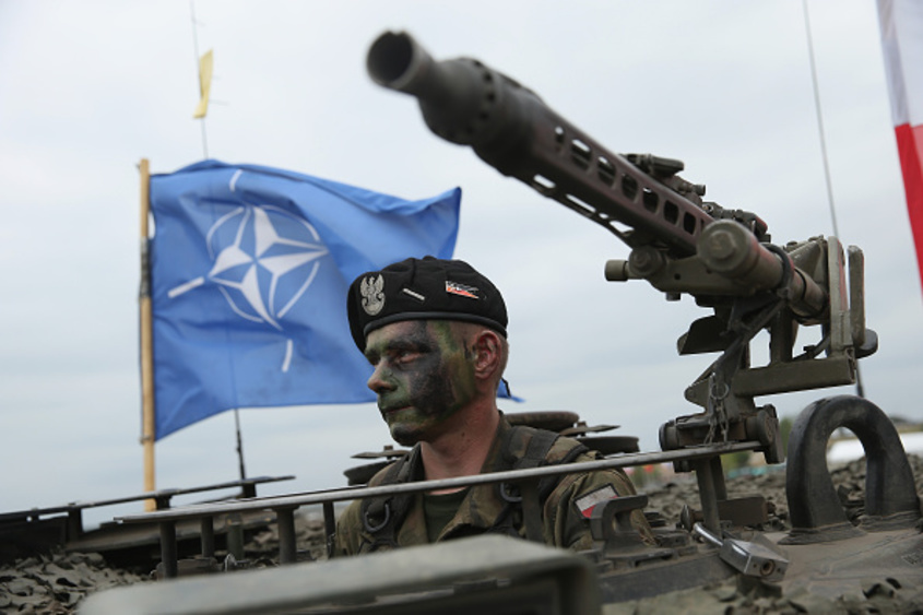 Действията на Русия в Украйна дават право на НАТО да разполага войски в Източна Европа
