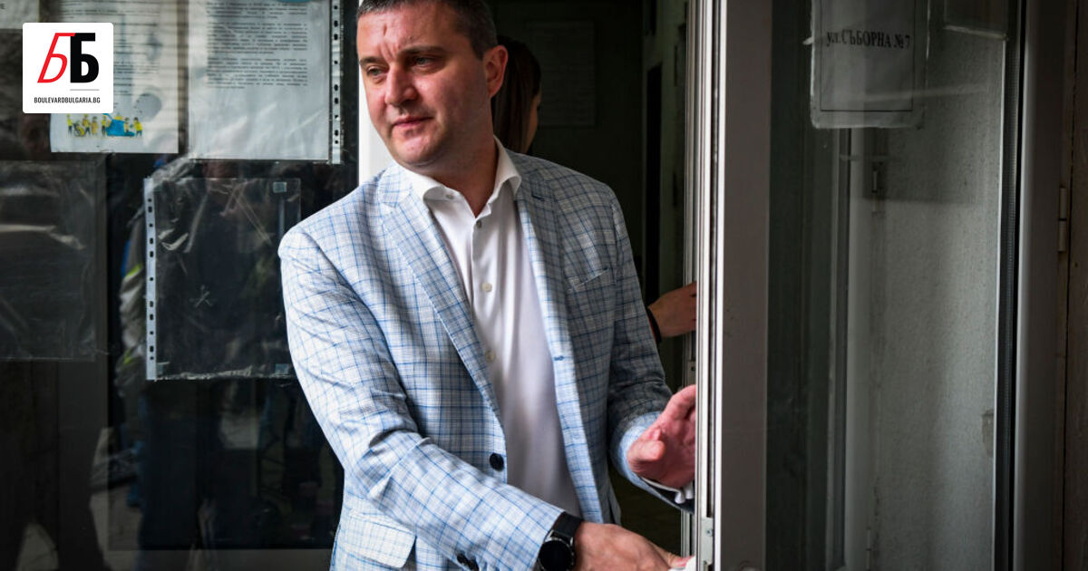 Софийският районен съд е обявил за незаконен и ареста на