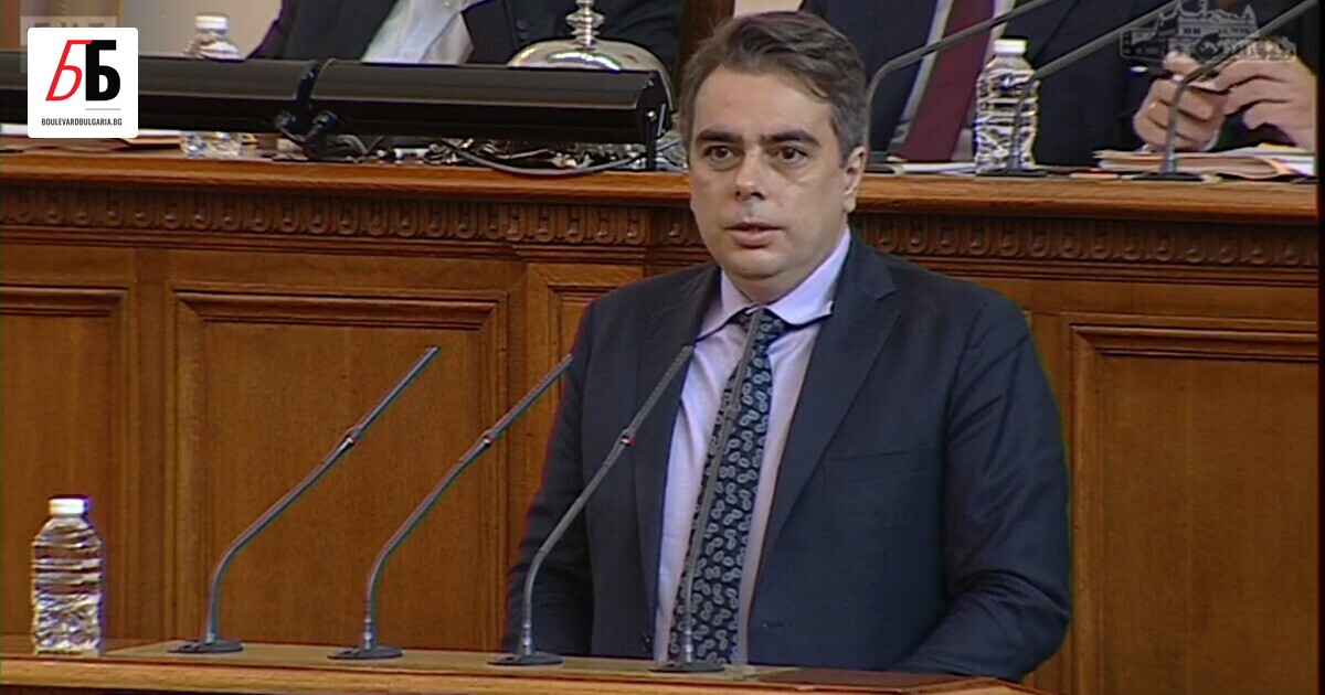 В държавния бюджет има около 300 млн. лв., които могат