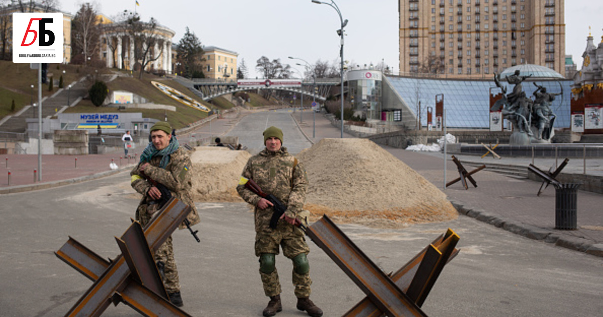 Експлозии са озвучили Киев рано в неделя, съобщи кметът на