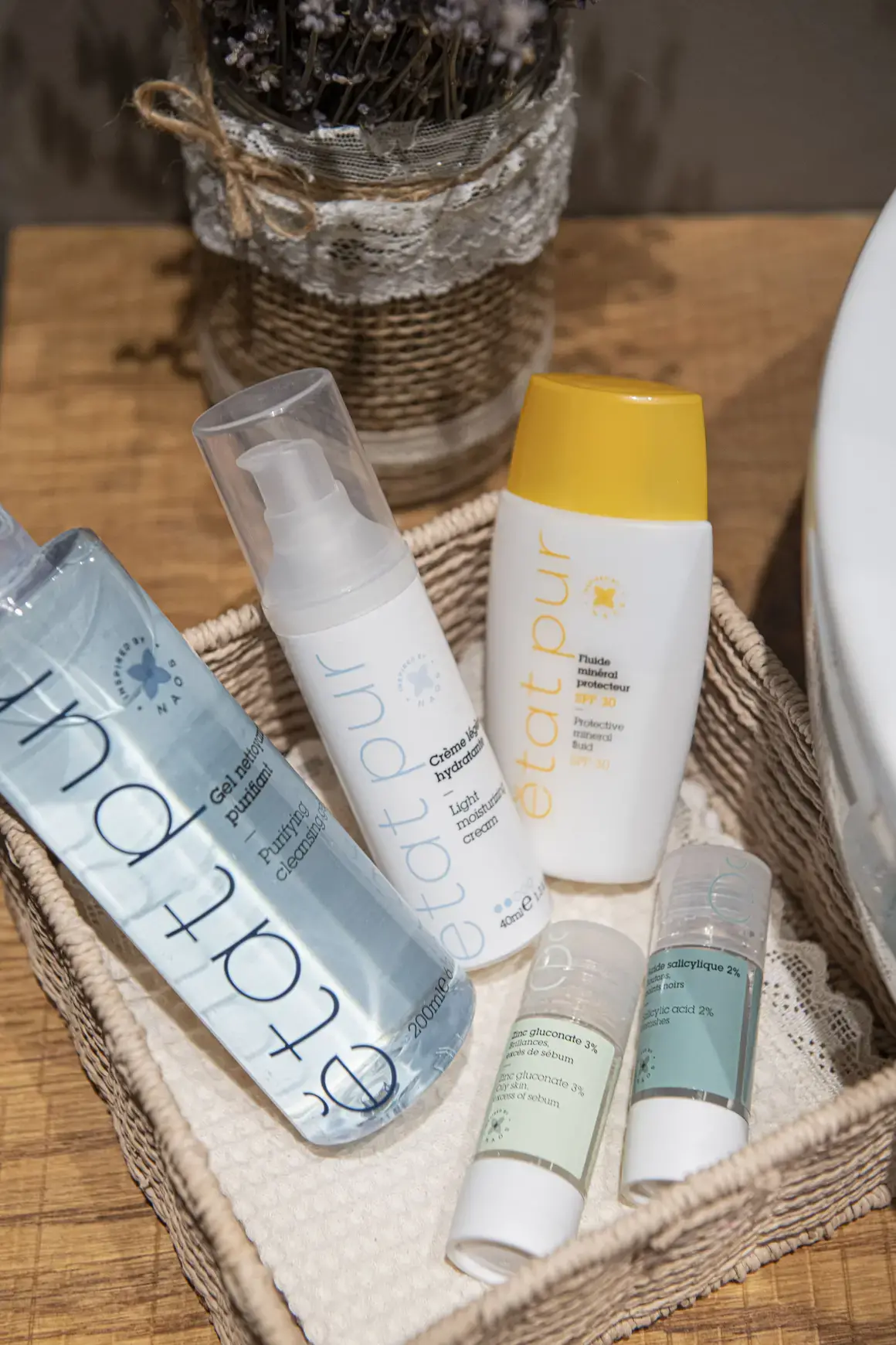 Смесена към мазна кожа с несъвършенства