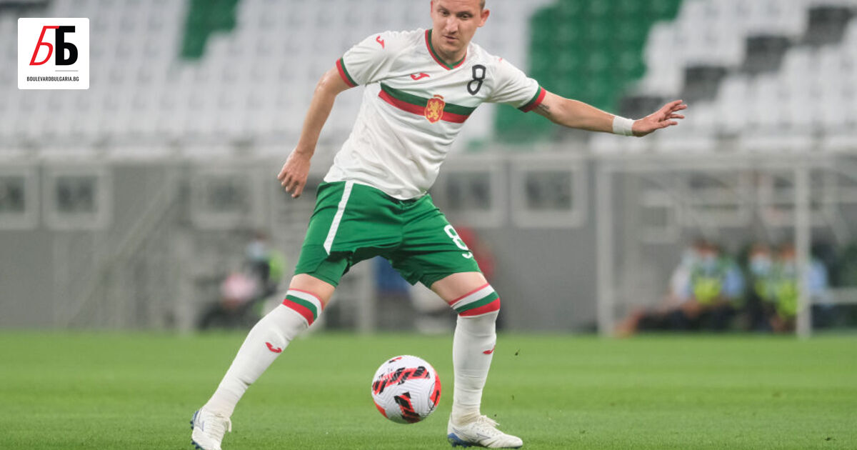 Футболистът от националния отбор Тодор Неделев е в болница с