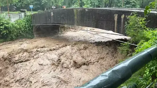 Порой и наводнения във Вършец и Враца, "Петрохан" е затворен за движение