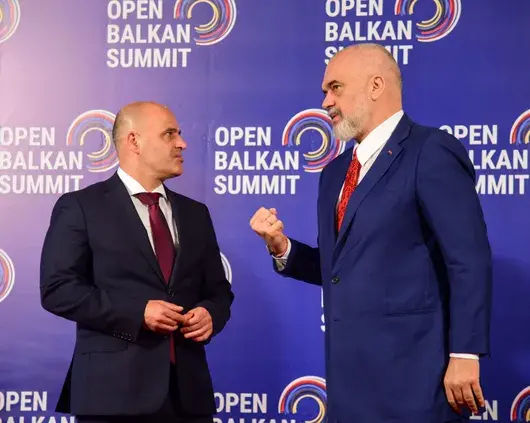 Еди Рама представи Ковачевски като "премиера на бъдеща Западна България" и разгневи македонците