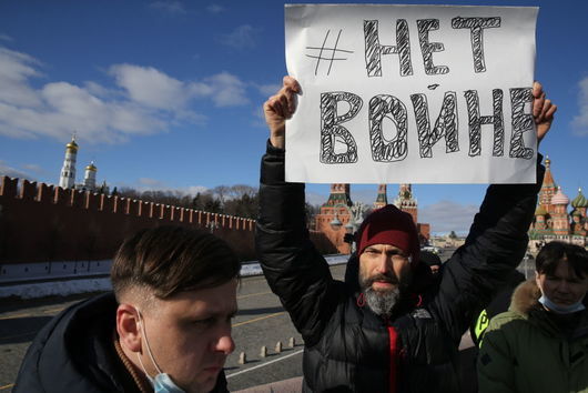 "Не искам да живея там": Руснаците, които напускат родината си