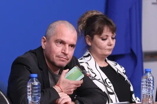 ИТН обвини Кирил Петков, че създава "корупционна среда" в МРРБ 