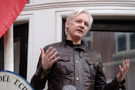 Екстрадицията на основателя на УикиЛийкс Джулиан Асандж в САЩ беше