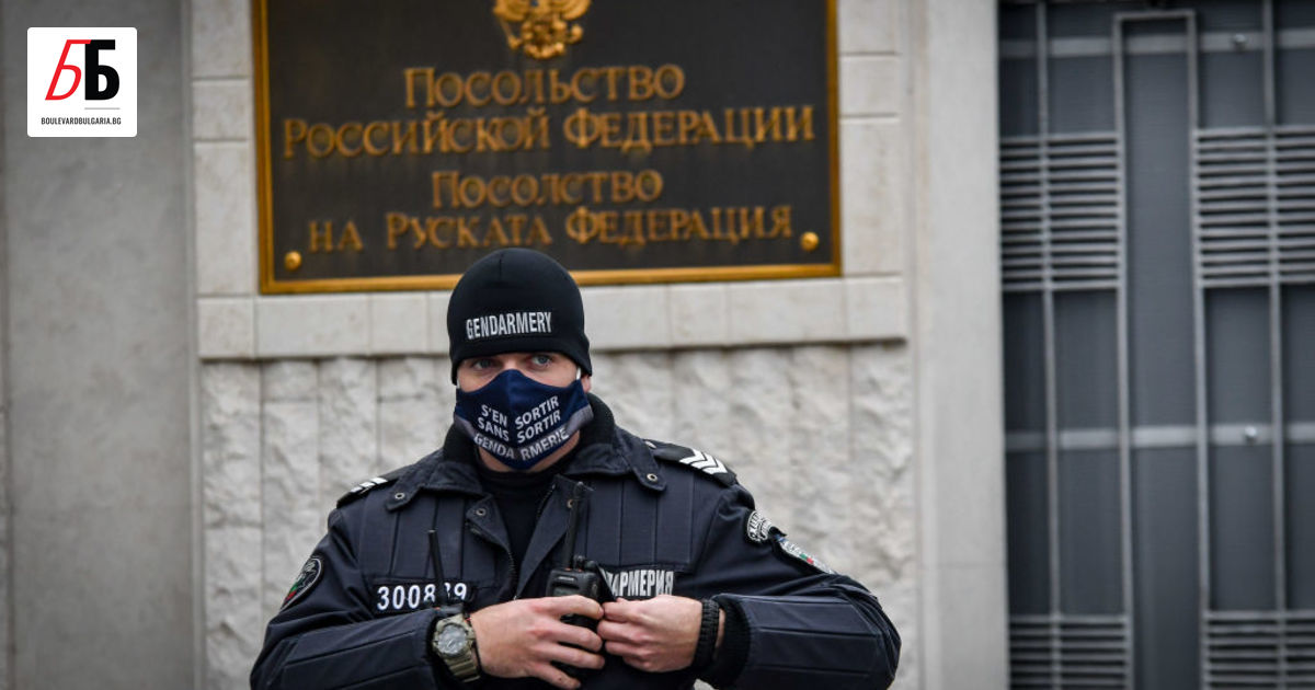 Намерението за закриване на Руското посолство в София по искане