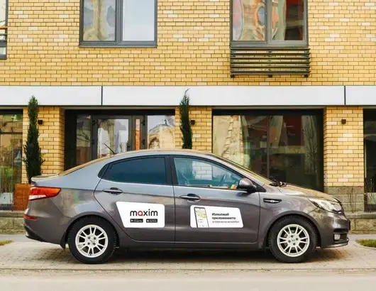 Николай Събев е поискал от Google и Apple да махнат app-a на такси Маxim 