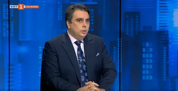 Асен Василев няма да преговаря със Слави Трифонов и даде препоръка на Радев за край на напрежението 