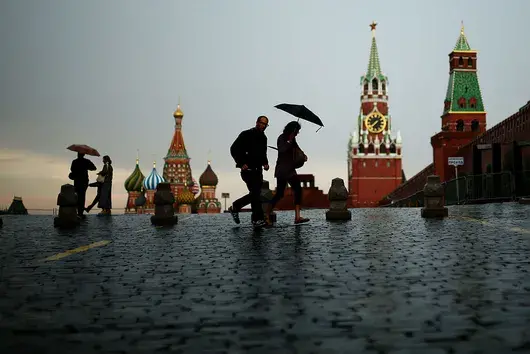 Русия: Икономика в застой и тристепенен план за отпускане на мерките
