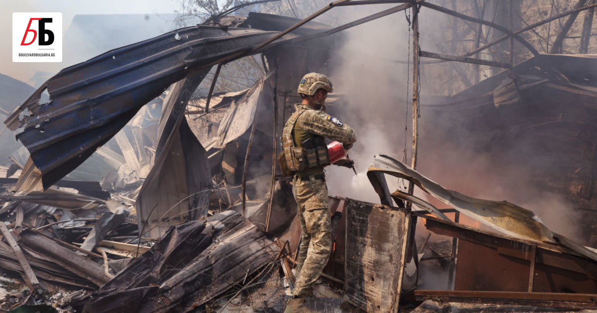 Украинската армия потвърди, че се е изтеглила от бомбардирания град