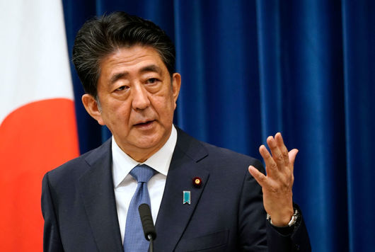 Националната телевизия на Япония съобщава че бившият премиер Шиндзо Абе