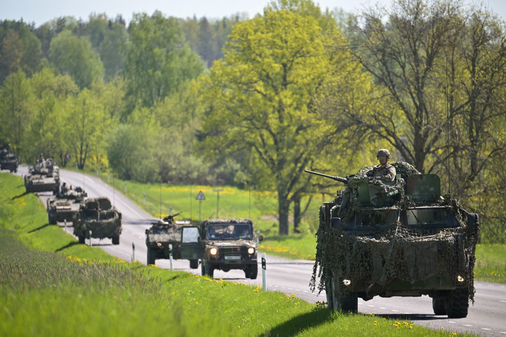10 000 украински войници ще бъдат обучени от армията на Великобритания