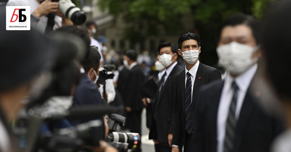 Убийството на 67-годишния бивш японски премиер Шиндзо Абе шокира света