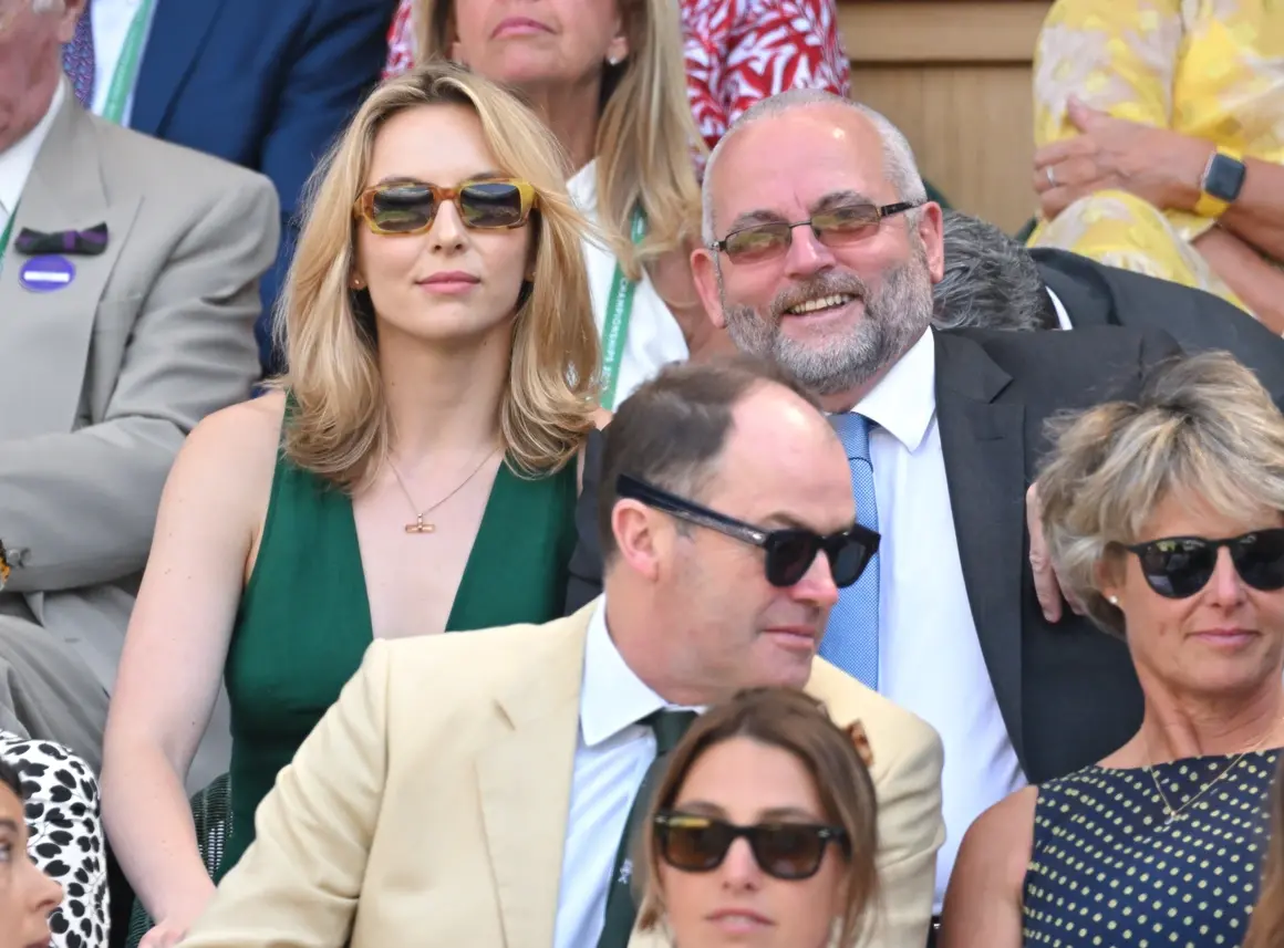 Джоуди Комър