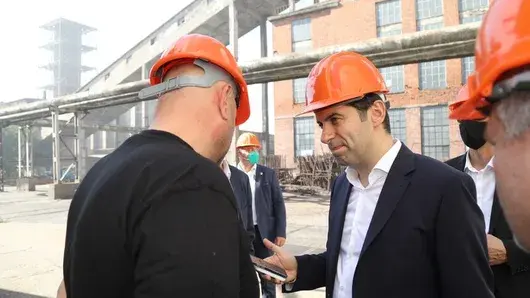 Петков на инспекция в ТЕЦ "Брикел": ДАНС ще проверява кой е действителният собственик 