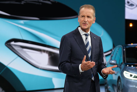 Volkswagen се раздели с Херберт Дийс - идеолог на електрическото им бъдеще  