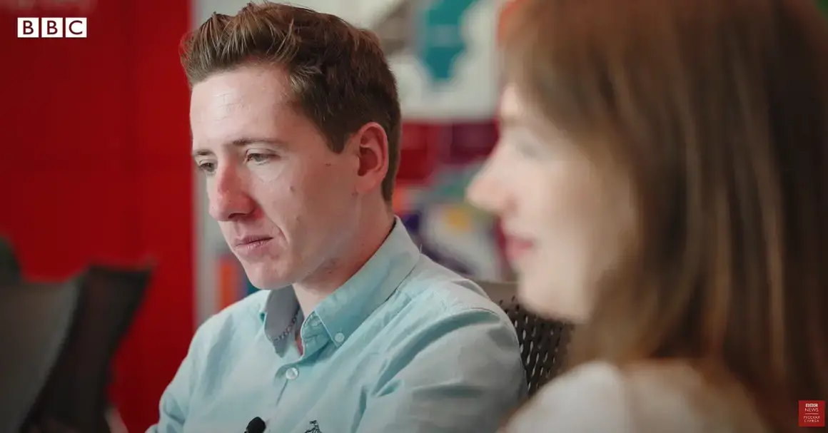 "Всеки ден гледам руска пропаганда, за да не се налага да го правите вие"