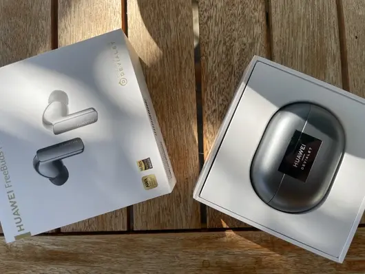 Huawei FreeBuds Pro 2: Нито дъжд, нито пот може да ги уплаши