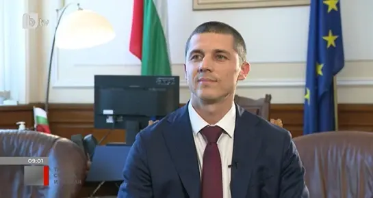 Мирослав Иванов: Ние сме си същите, но има промяна в отношението на Радев към нас