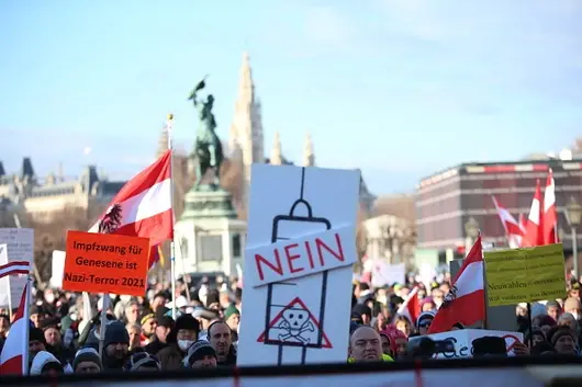 Омразата на антиваксърите убива: Австрийска лекарка не издържа на натиска и сложи край на живота си