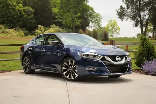Америка се сбогува с култовия Nissan Maxima 