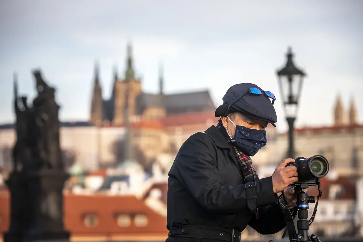 Мерките срещу Covid-19: Кои страни облекчават извънредните режими