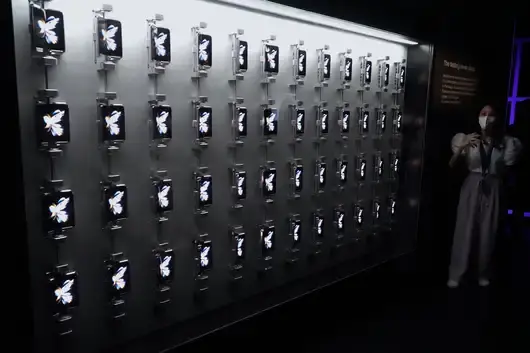 Flex е по-велико от flat - новите устройства на Samsung
