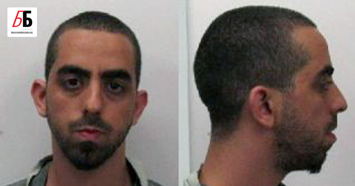 Опитът за убийството на писателя Салман Рушди беше посрещнат с