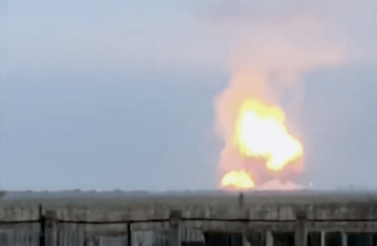 Взривяването на боеприпаси във военен склад в района на Джанкой