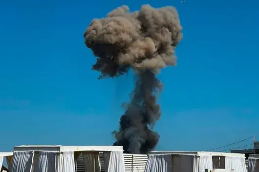 Нов взрив в руска военна база в Крим - гори и военно летище до Симферопол