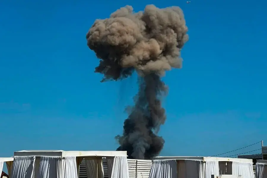 Нов взрив в руска военна база в Крим - гори и военно летище до Симферопол