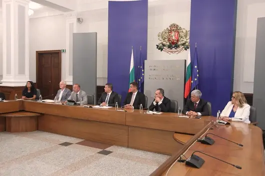 Росен Христов обяви за "неизбежно" да преговаря с "Газпром" след поредния ултиматум на бизнеса