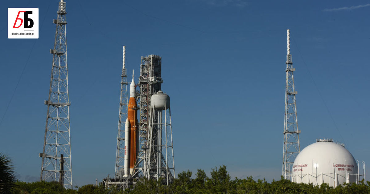 Мащабният ракетен кораб от следващо поколение на НАСА Artemis не