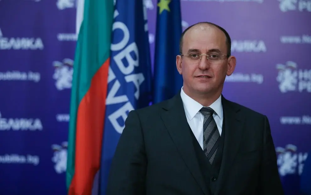 ГЕРБ привлече в листите си бившия шеф на предизборния щаб на ДСБ Стоил Яков