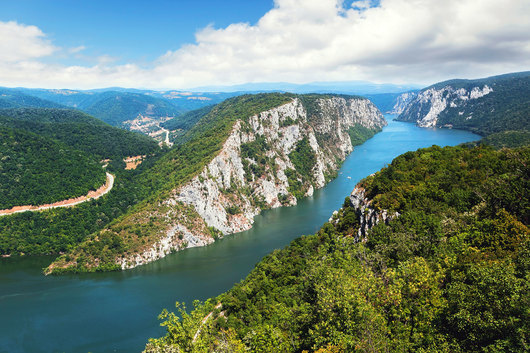Lidl и Kaufland се включват в международна акция за почистване на река Дунав 