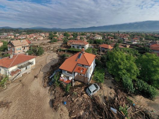 Призивът за помощ на хората от бедстващите села край Карлово