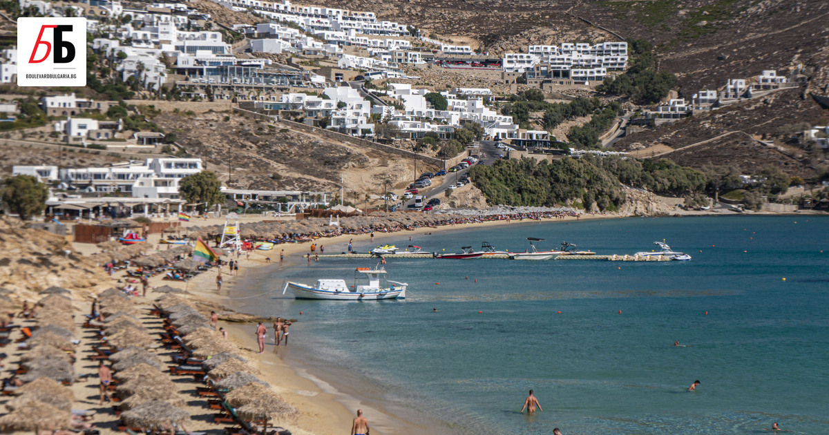 Миконос е едно от любимите места за ваканциите на богатите