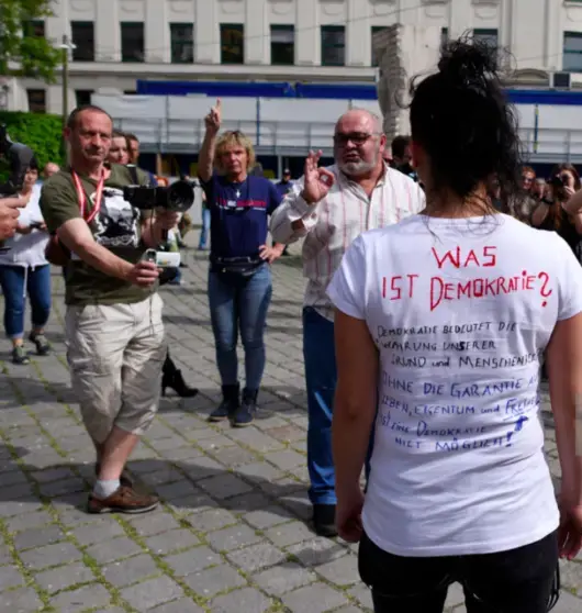 Протест заради карантината във Виена: "Достатъчно е достатъчно"