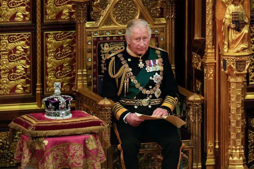 Чарлз III e новият крал на Великобритания