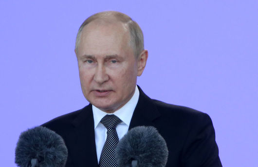 Путин начерта нов план за войната, докато войските му обстрелват източния фронт в Украйна