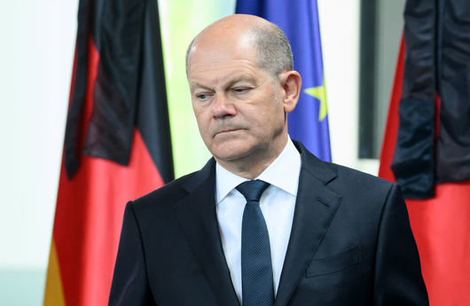 Германският канцлер Олаф Шолц не очаква войната в Украйна да